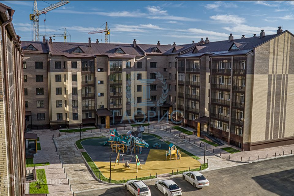 Продаётся 2-комнатная квартира, 72.49 м²