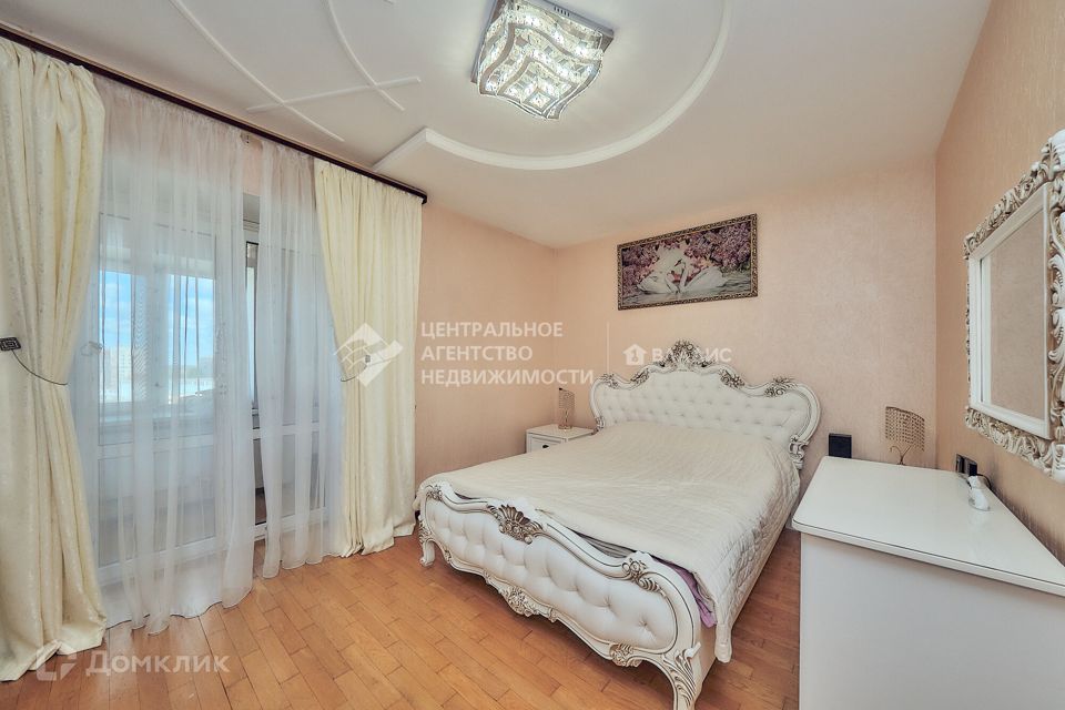 Продаётся 3-комнатная квартира, 100.8 м²