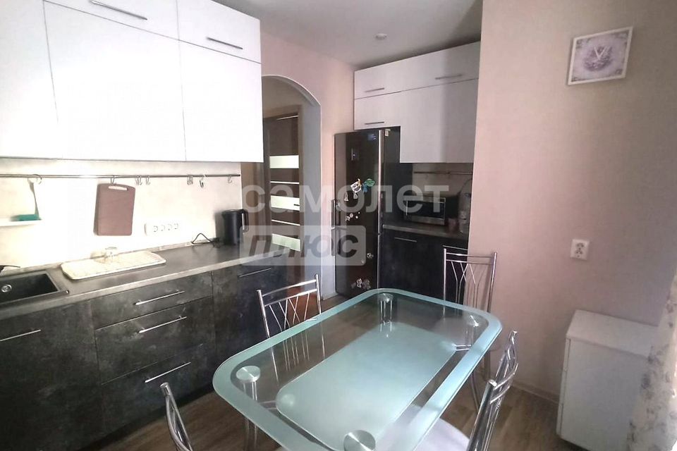 Продаётся 2-комнатная квартира, 49.5 м²