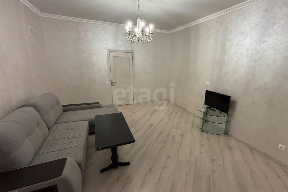 Продаётся 3-комнатная квартира, 76.6 м²