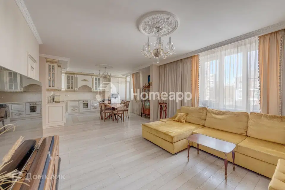 Продаётся 3-комнатная квартира, 122.9 м²