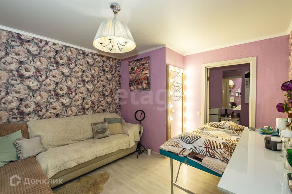 Продаётся 4-комнатная квартира, 74 м²