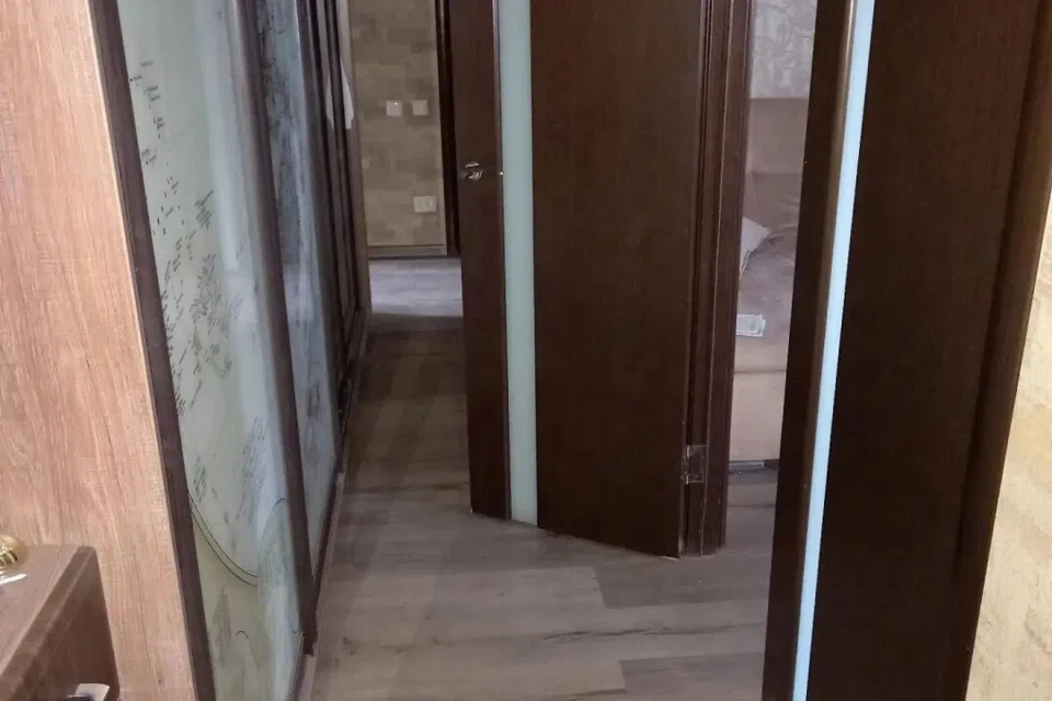 Сдаётся 2-комнатная квартира, 63.5 м²