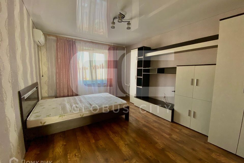 Продаётся 1-комнатная квартира, 37.8 м²