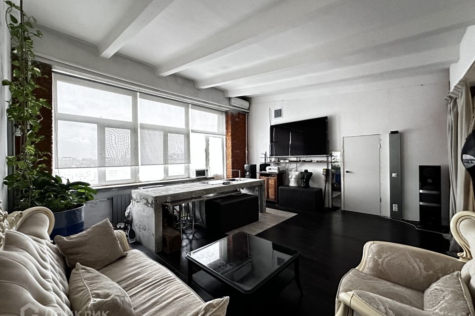 Продаётся 2-комнатная квартира, 63 м²