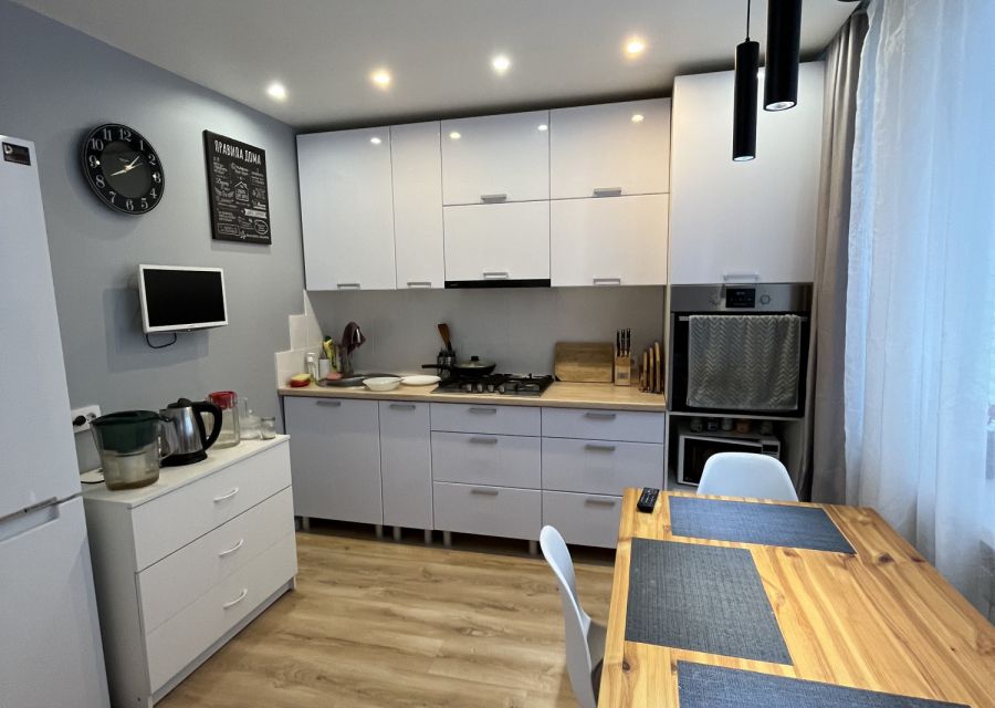Продаётся 4-комнатная квартира, 96 м²