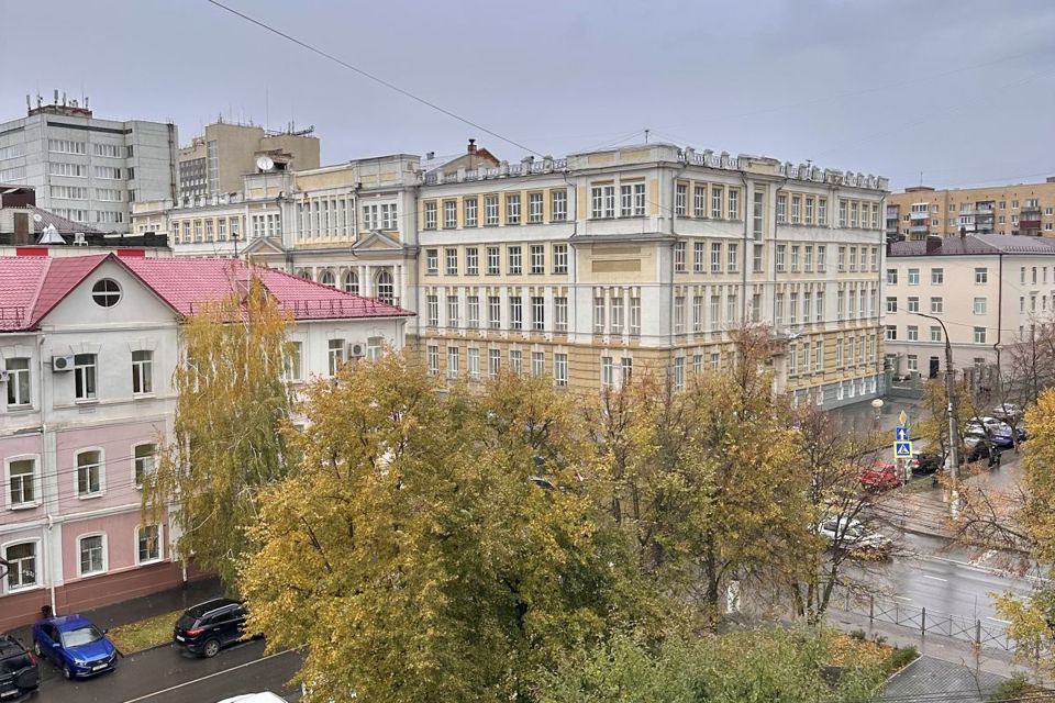Продаётся 3-комнатная квартира, 57.6 м²