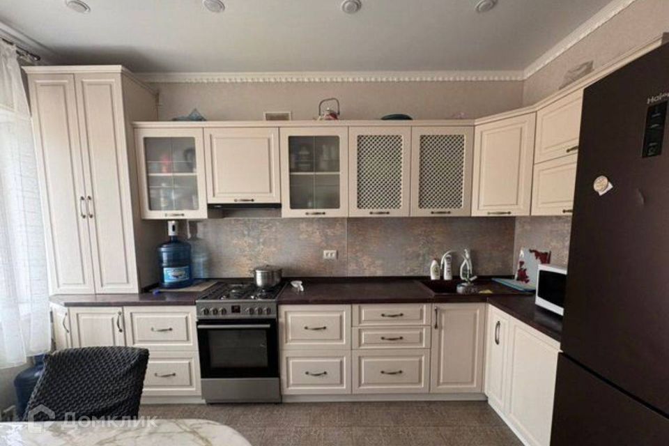 Продаётся 3-комнатная квартира, 75.7 м²