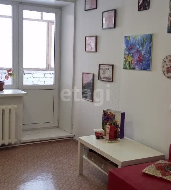 Продаётся 4-комнатная квартира, 126.9 м²