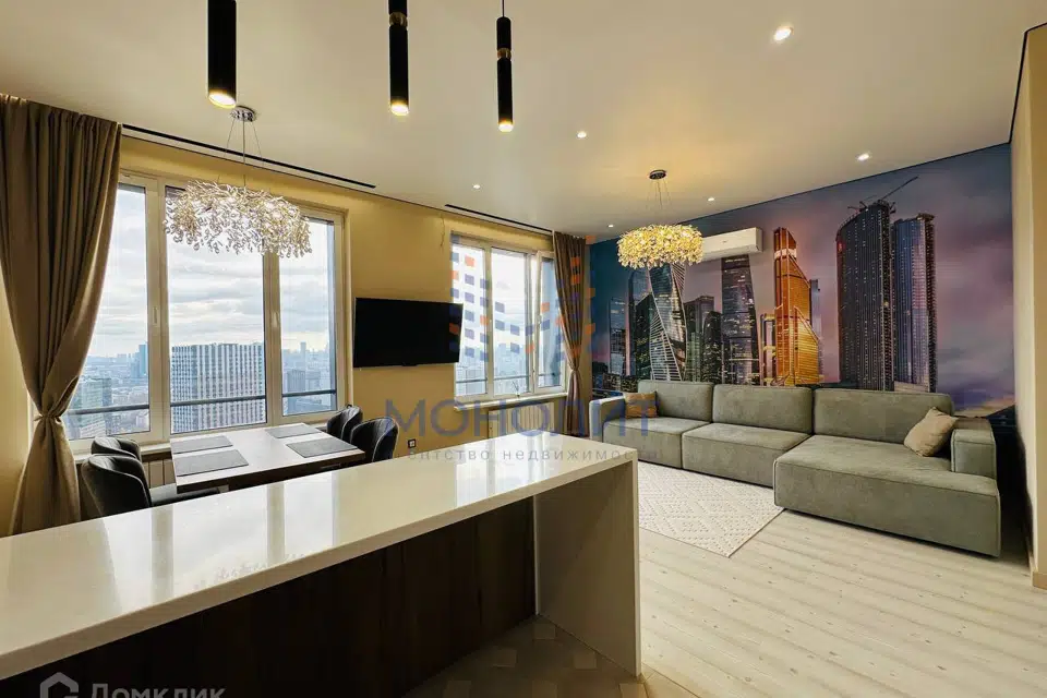 Продаётся 2-комнатная квартира, 70.3 м²