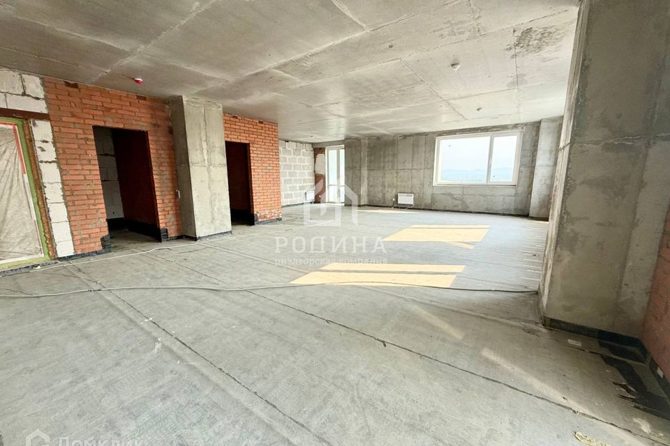 Продаётся 3-комнатная квартира, 90.8 м²