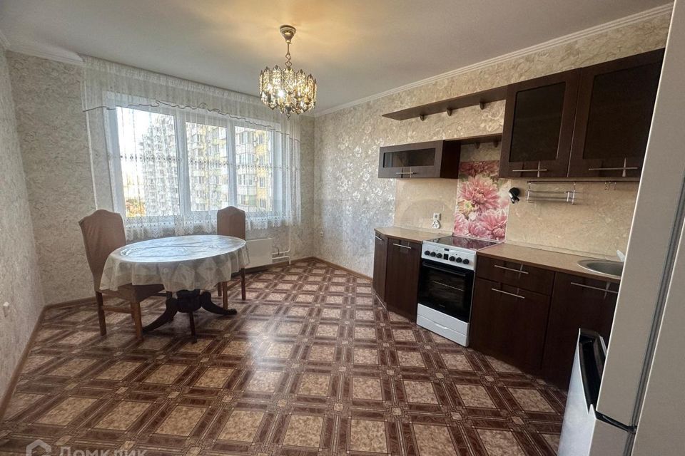Продаётся 2-комнатная квартира, 65.6 м²