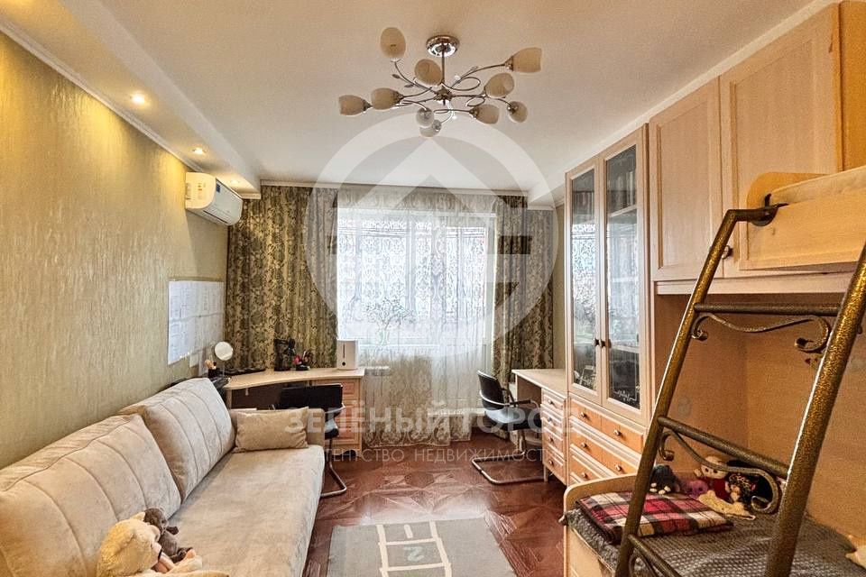 Продаётся 2-комнатная квартира, 61.2 м²