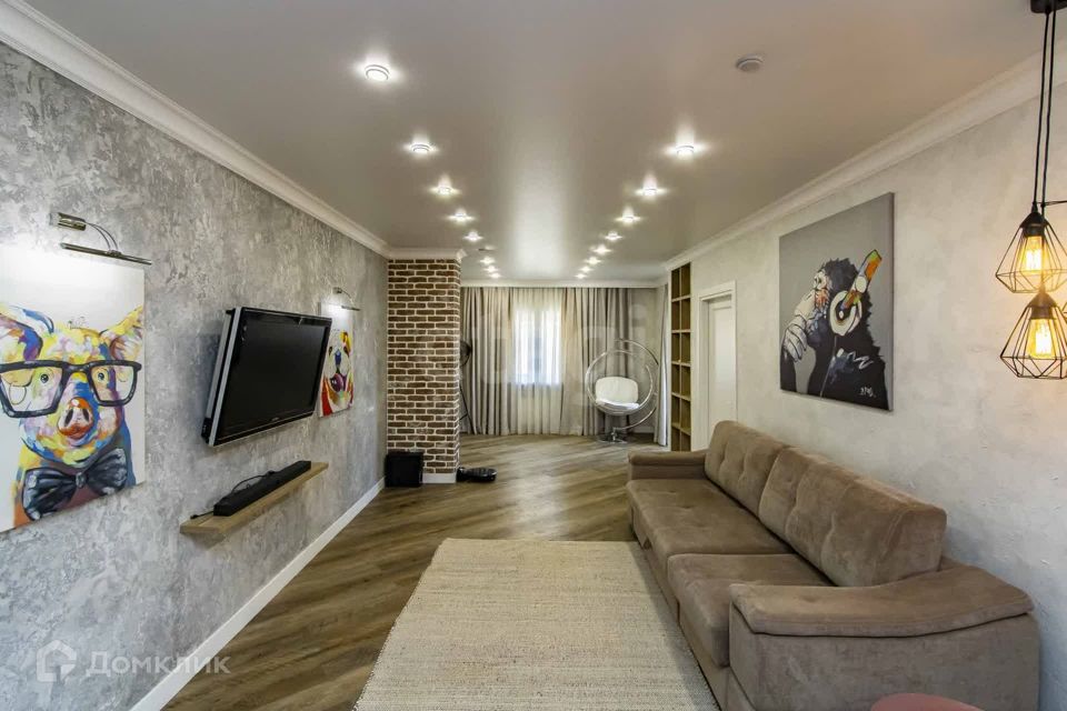 Продаётся 2-комнатная квартира, 71.2 м²
