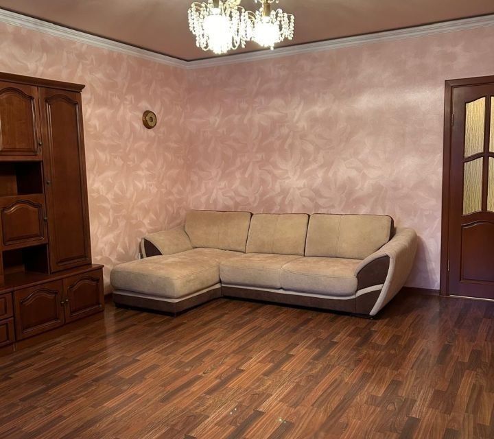 Сдаётся 1-комнатная квартира, 53 м²