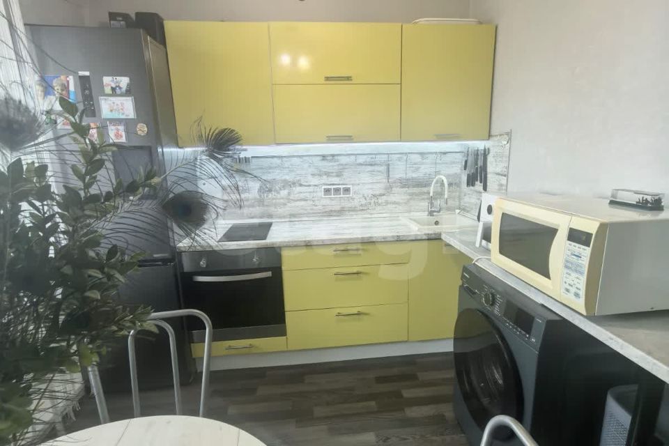 Продаётся 3-комнатная квартира, 71.2 м²
