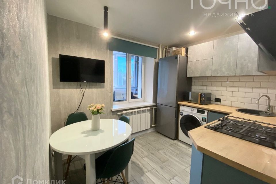 Продаётся 1-комнатная квартира, 41.3 м²