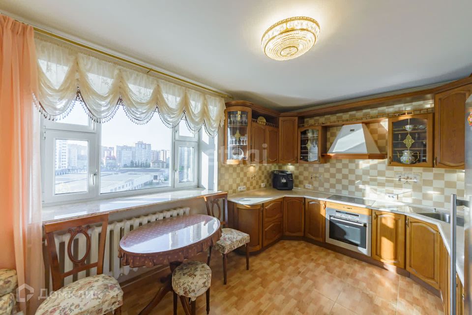 Продаётся 1-комнатная квартира, 56.2 м²