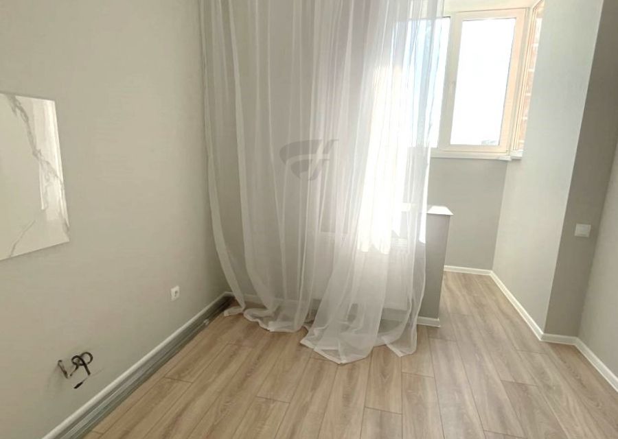 Продаётся 1-комнатная квартира, 37 м²