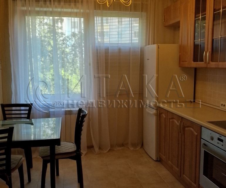 Сдаётся 3-комнатная квартира, 80.9 м²