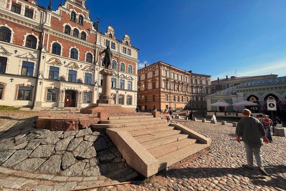 Продаётся 1-комнатная квартира, 40.9 м²