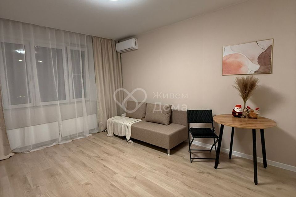 Продаётся 1-комнатная квартира, 39 м²