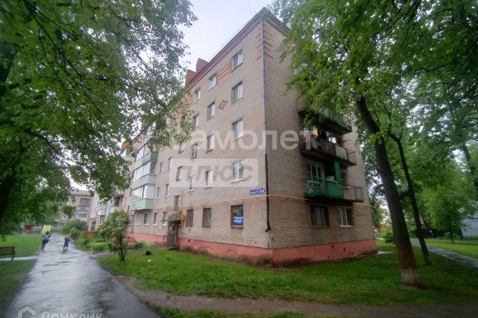 Продаётся 3-комнатная квартира, 50.8 м²