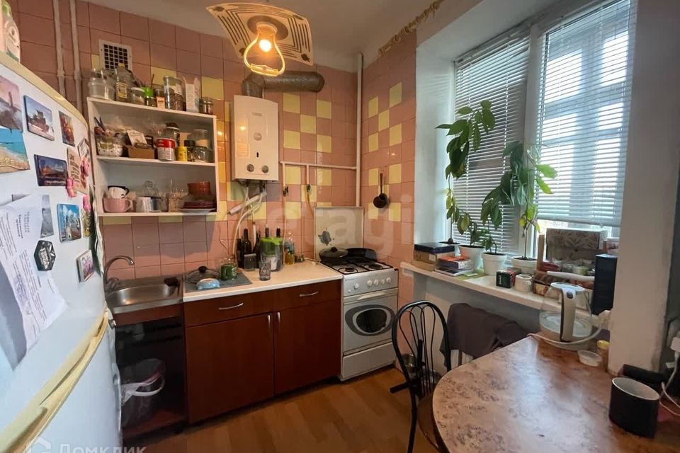 Продаётся 2-комнатная квартира, 41.2 м²