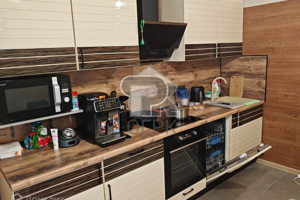 Продаётся 3-комнатная квартира, 77.9 м²
