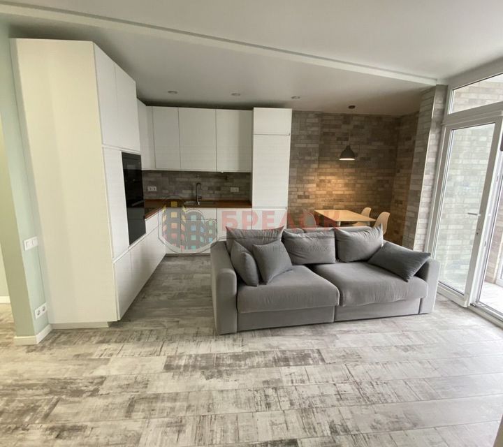 Продаётся 3-комнатная квартира, 72 м²