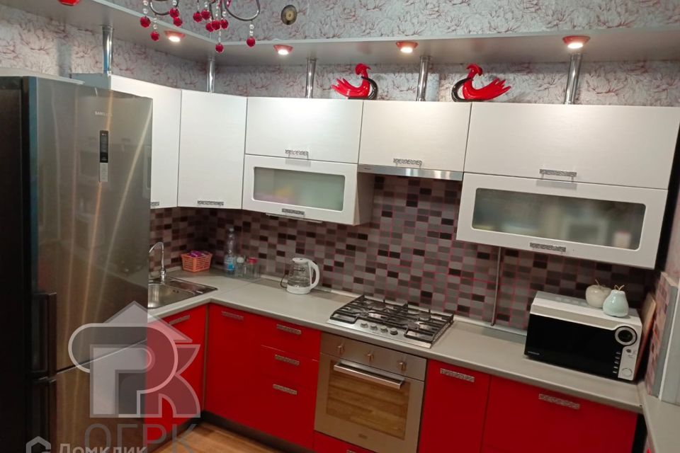 Продаётся 3-комнатная квартира, 77 м²