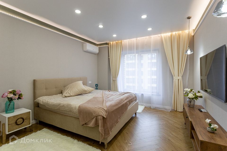 Продаётся 1-комнатная квартира, 42 м²