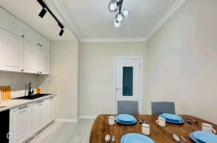 Сдаётся 2-комнатная квартира, 56.3 м²