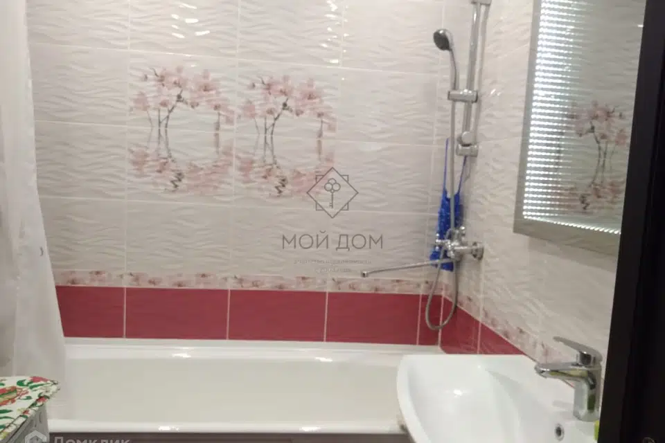 Сдаётся комната в 3-комн. квартире, 60 м²