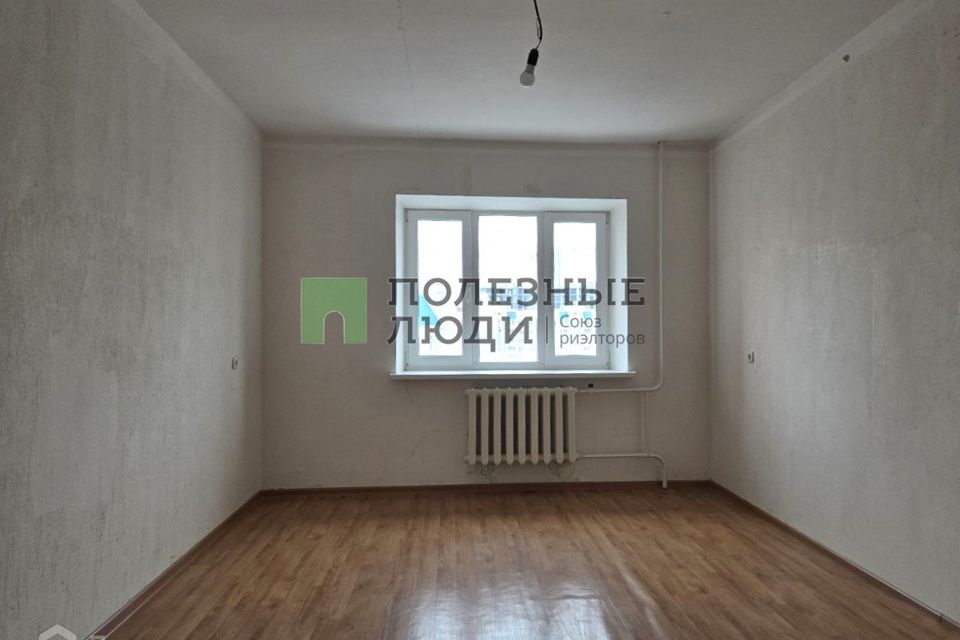 Продаётся 1-комнатная квартира, 42.7 м²