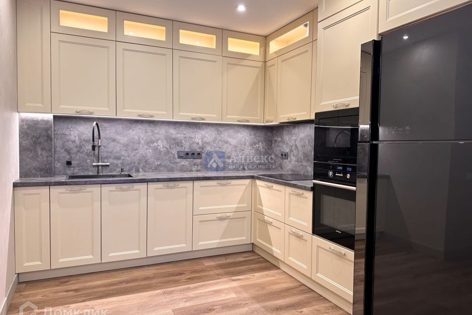 Продаётся 1-комнатная квартира, 41.6 м²