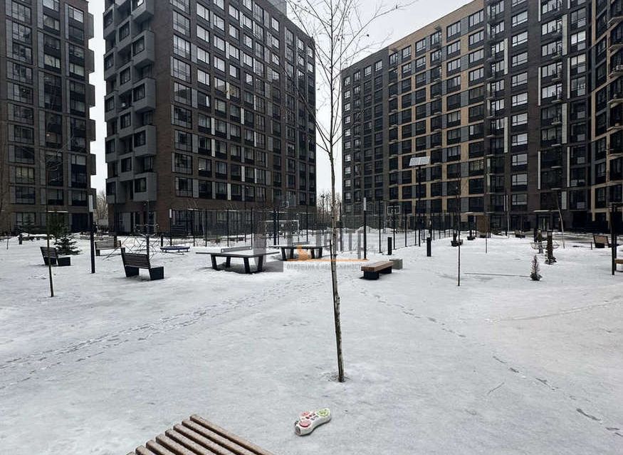 Продаётся 1-комнатная квартира, 37.9 м²