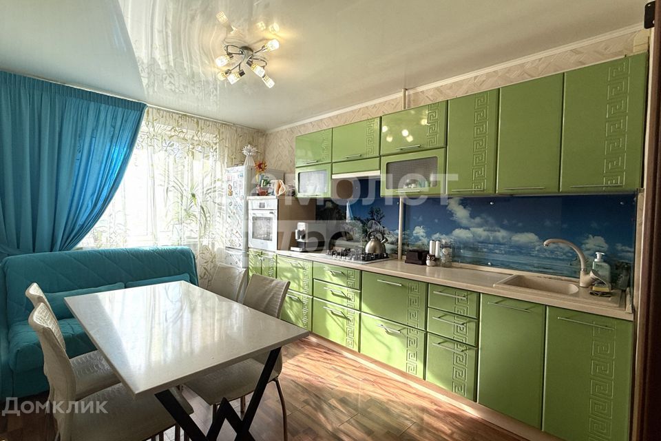 Продаётся 2-комнатная квартира, 72 м²