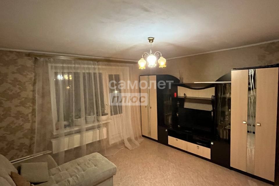 Продаётся 3-комнатная квартира, 67.4 м²