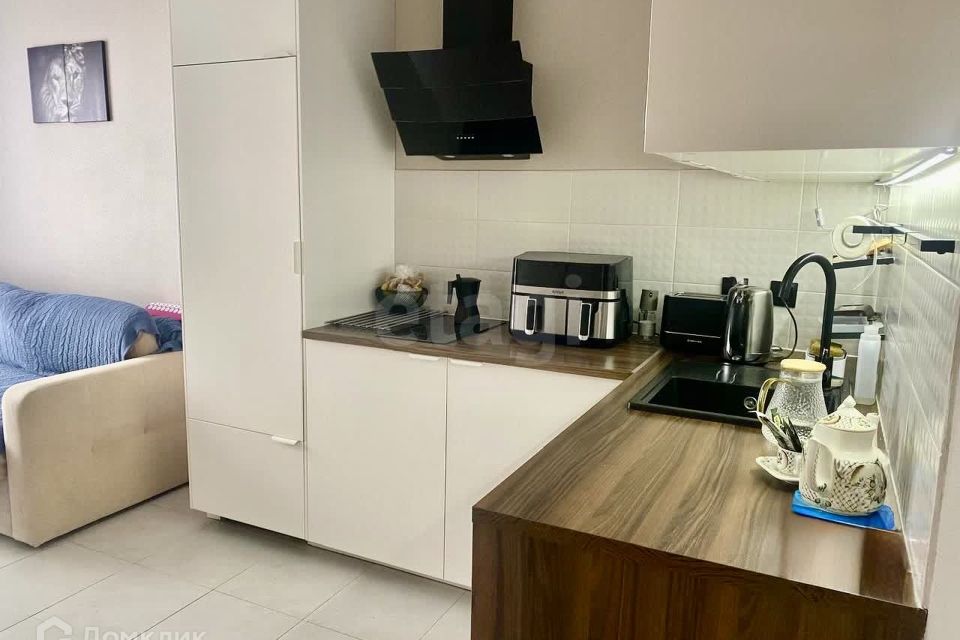 Продаётся 1-комнатная квартира, 44 м²