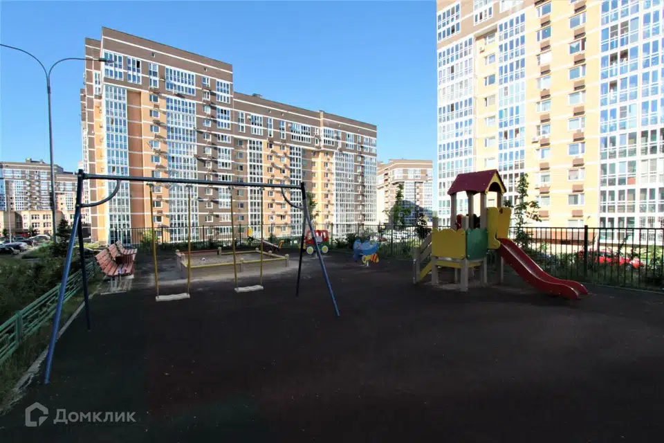 Продаётся 1-комнатная квартира, 46 м²