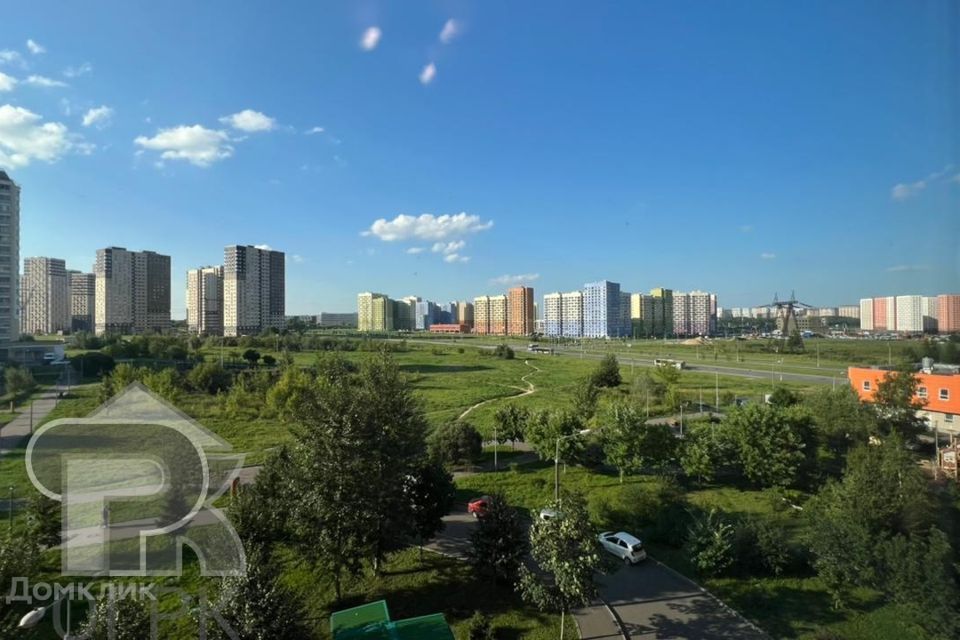 Продаётся 3-комнатная квартира, 74.8 м²