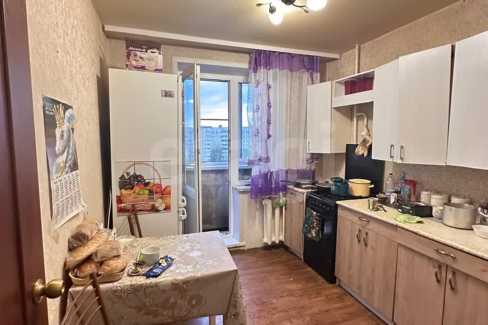 Продаётся 4-комнатная квартира, 90 м²