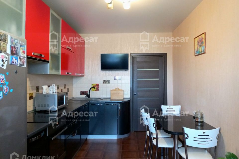 Продаётся 3-комнатная квартира, 104 м²