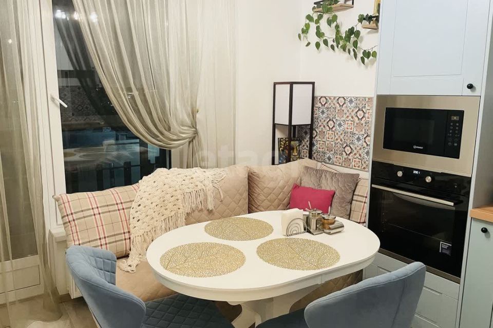 Продаётся 2-комнатная квартира, 63.5 м²