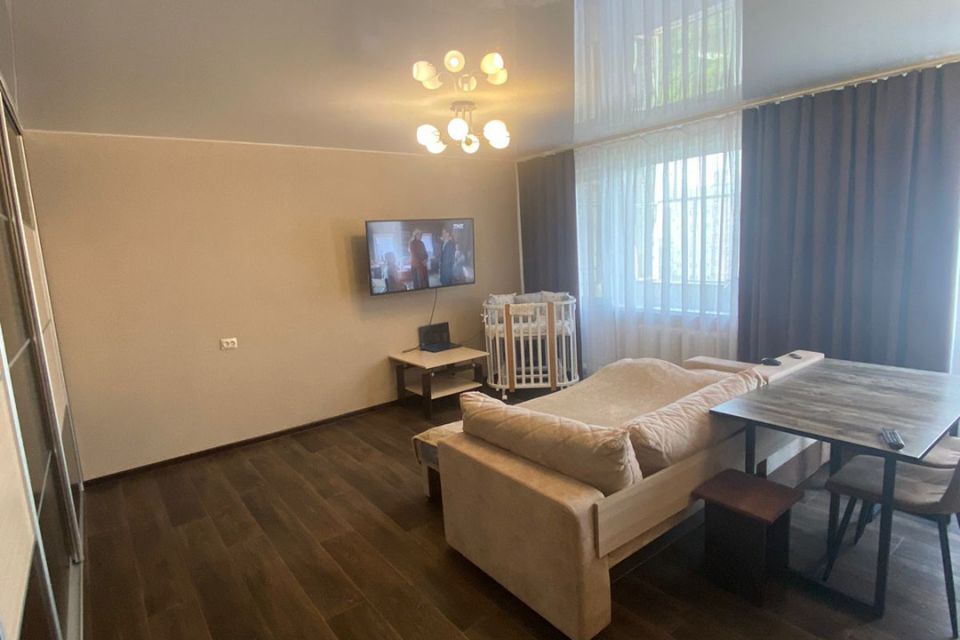 Продаётся 2-комнатная квартира, 42.2 м²
