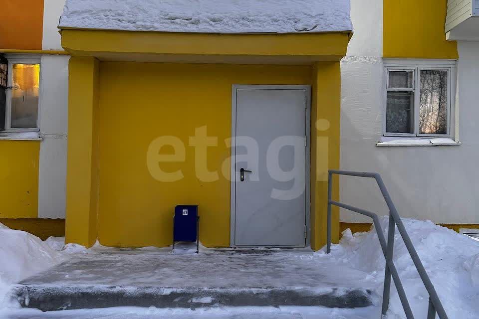 Сдаётся 4-комнатная квартира, 57 м²