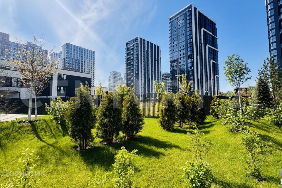 Продаётся 1-комнатная квартира, 43.2 м²