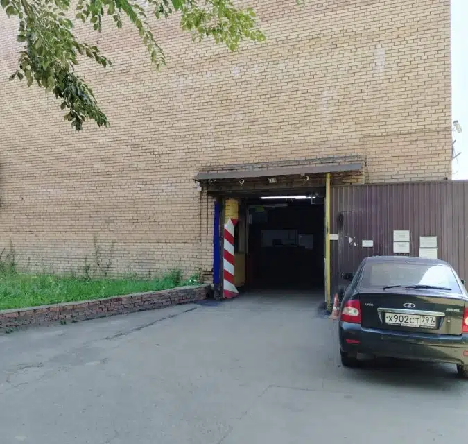 Продаётся гараж, 18 м²