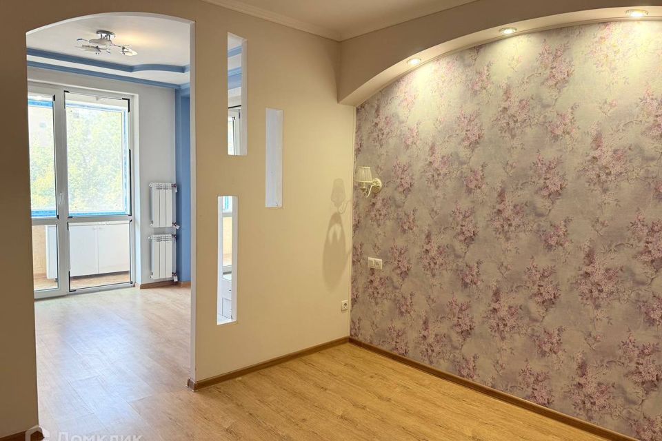 Продаётся 2-комнатная квартира, 74.3 м²